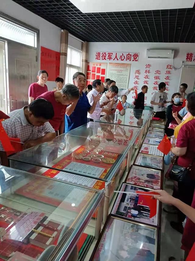 编辑 邻丰村参观张贤春家庭到哪感官2021年7月12日.jpg